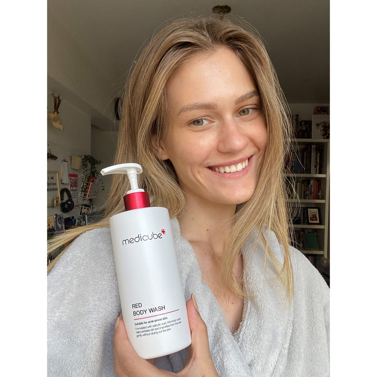 red-line-ultimate-face-and-body-care-set-l8 redbodywash_tn3_56d2342d-3584-4245-8859-53cd1e06976f.jpg